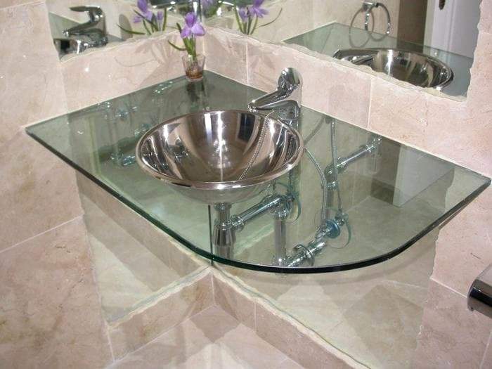 Мебель для ванной стекло