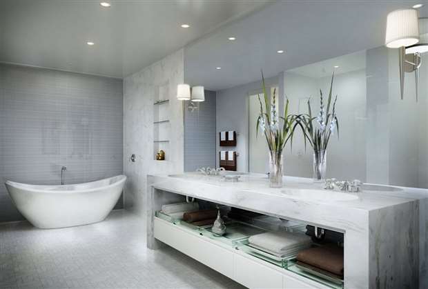 Лаконичная ванная комната в серо-белой гамме